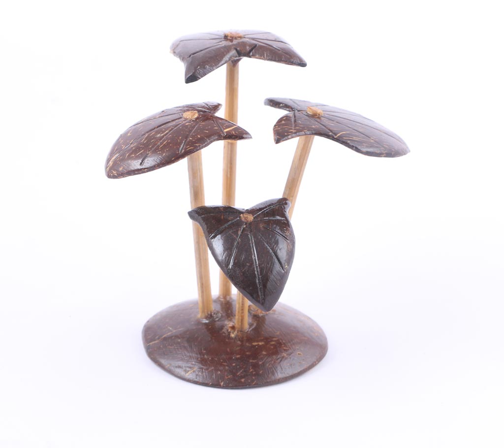 Eco Friendly Coconut Shell Handcrafted Green Tree Showpiece